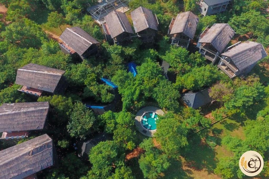 Aswadduma Hotel Dambulla Exterior photo